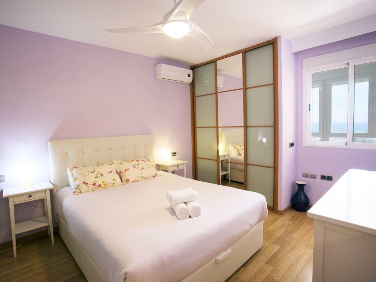 Appartamento Amazing Sea Views, Comfortable & Pool Torremolinos Esterno foto