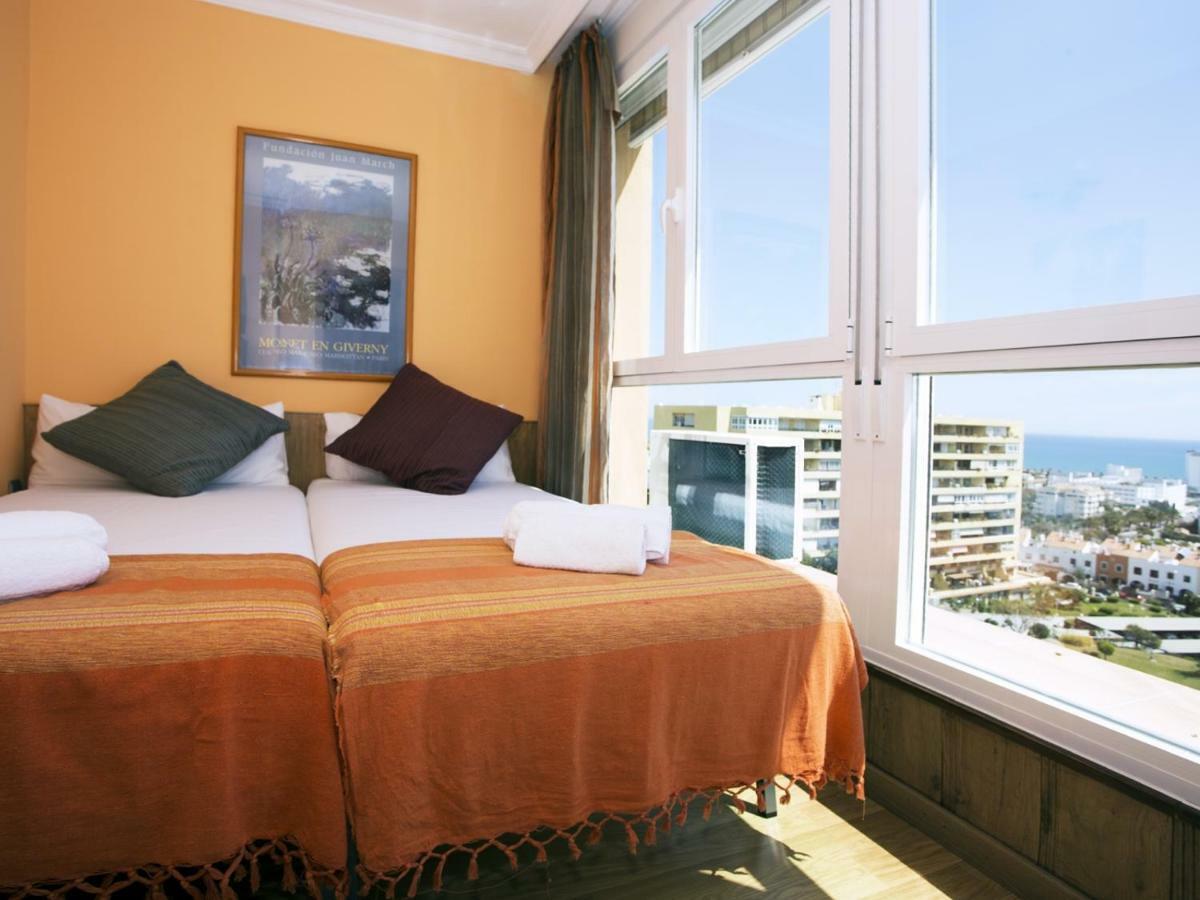 Appartamento Amazing Sea Views, Comfortable & Pool Torremolinos Esterno foto