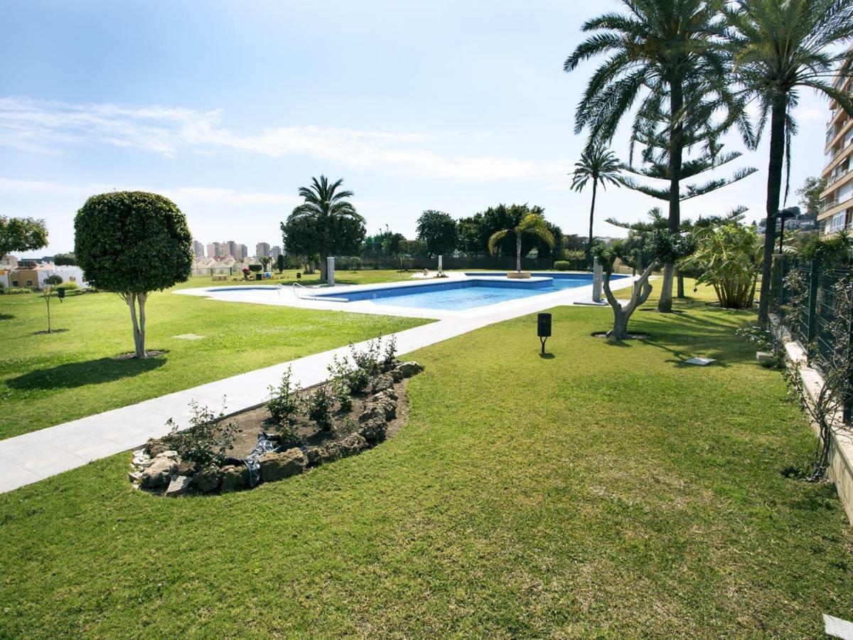Appartamento Amazing Sea Views, Comfortable & Pool Torremolinos Esterno foto